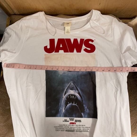 Jaws T-shirt - Picture 6 of 9